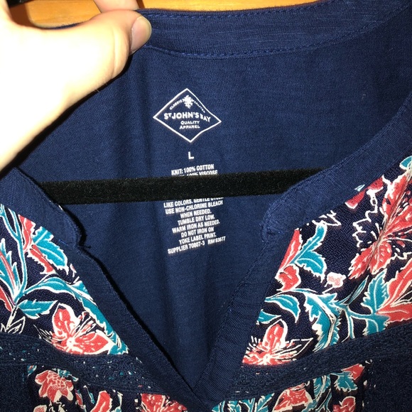 ❤️ St. John’s bay tank - NWOT - Picture 2 of 3